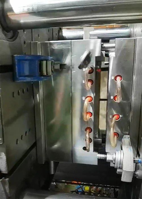 injection mold plastic injection moulds