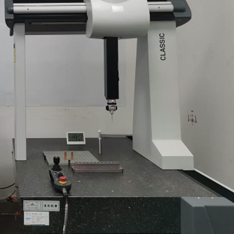 injection molds Injection Molds